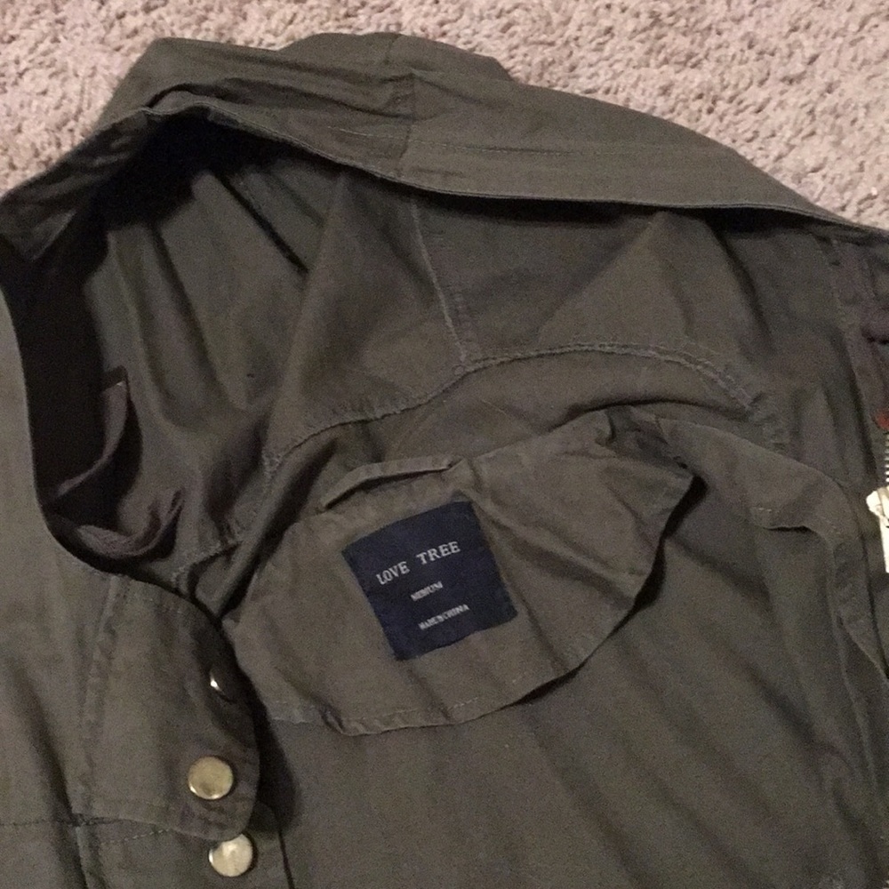 Jacket - Picture 3 of 3
